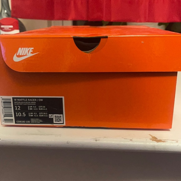 Nike Other - Off White Waffle Racer (W)
